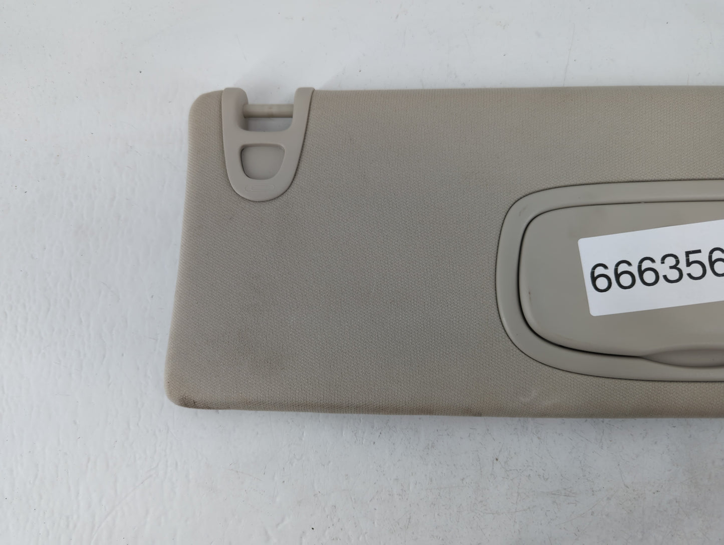 2014-2018 Jeep Cherokee Sun Visor Shade Replacement Passenger Right Mirror Fits Fits 2014 2015 2016 2017 2018 OEM Used Auto 