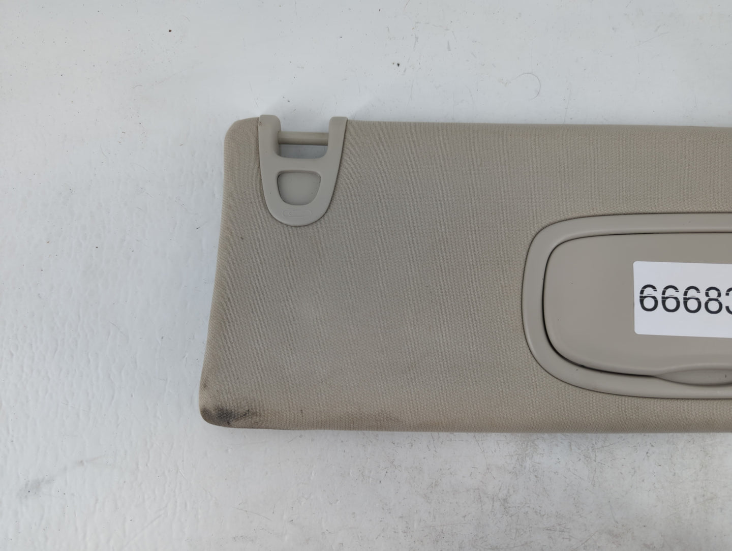 2014-2018 Jeep Cherokee Sun Visor Shade Replacement Passenger Right Mirror Fits Fits 2014 2015 2016 2017 2018 OEM Used Auto 