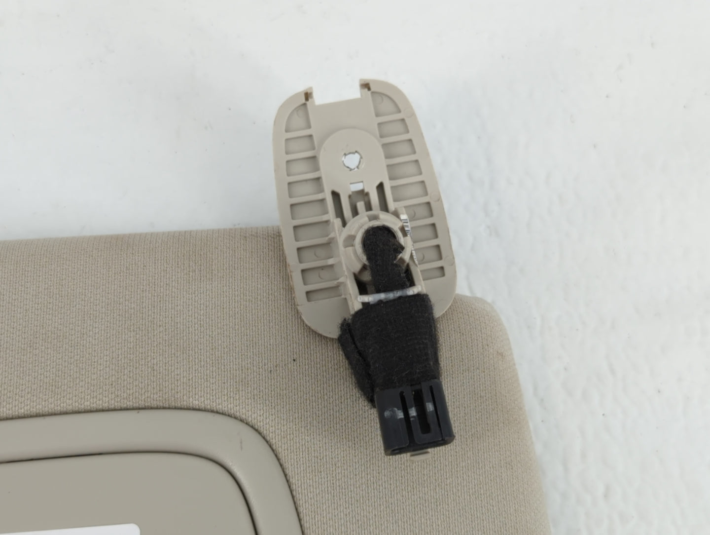 2014-2018 Jeep Cherokee Sun Visor Shade Replacement Passenger Right Mirror Fits Fits 2014 2015 2016 2017 2018 OEM Used Auto 