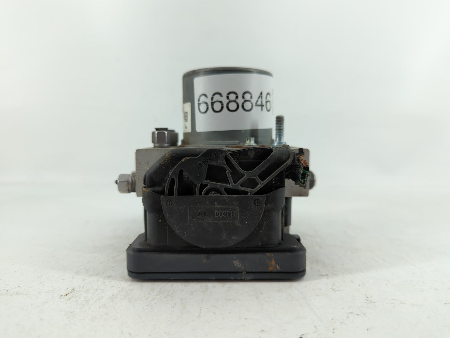 2017 Jeep Cherokee ABS Pump Control Module Replacement P/N:P68293541AB Fits OEM Used Auto Parts - Oemusedautoparts1.com