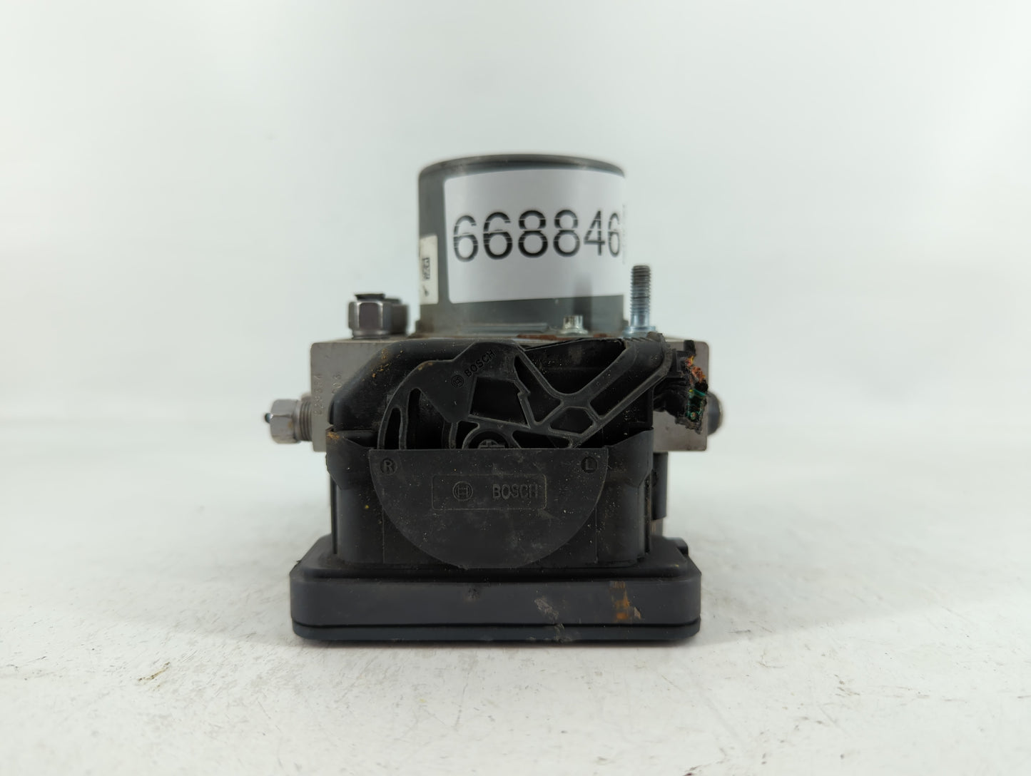 2017 Jeep Cherokee ABS Pump Control Module Replacement P/N:P68293541AB Fits OEM Used Auto Parts - Oemusedautoparts1.com