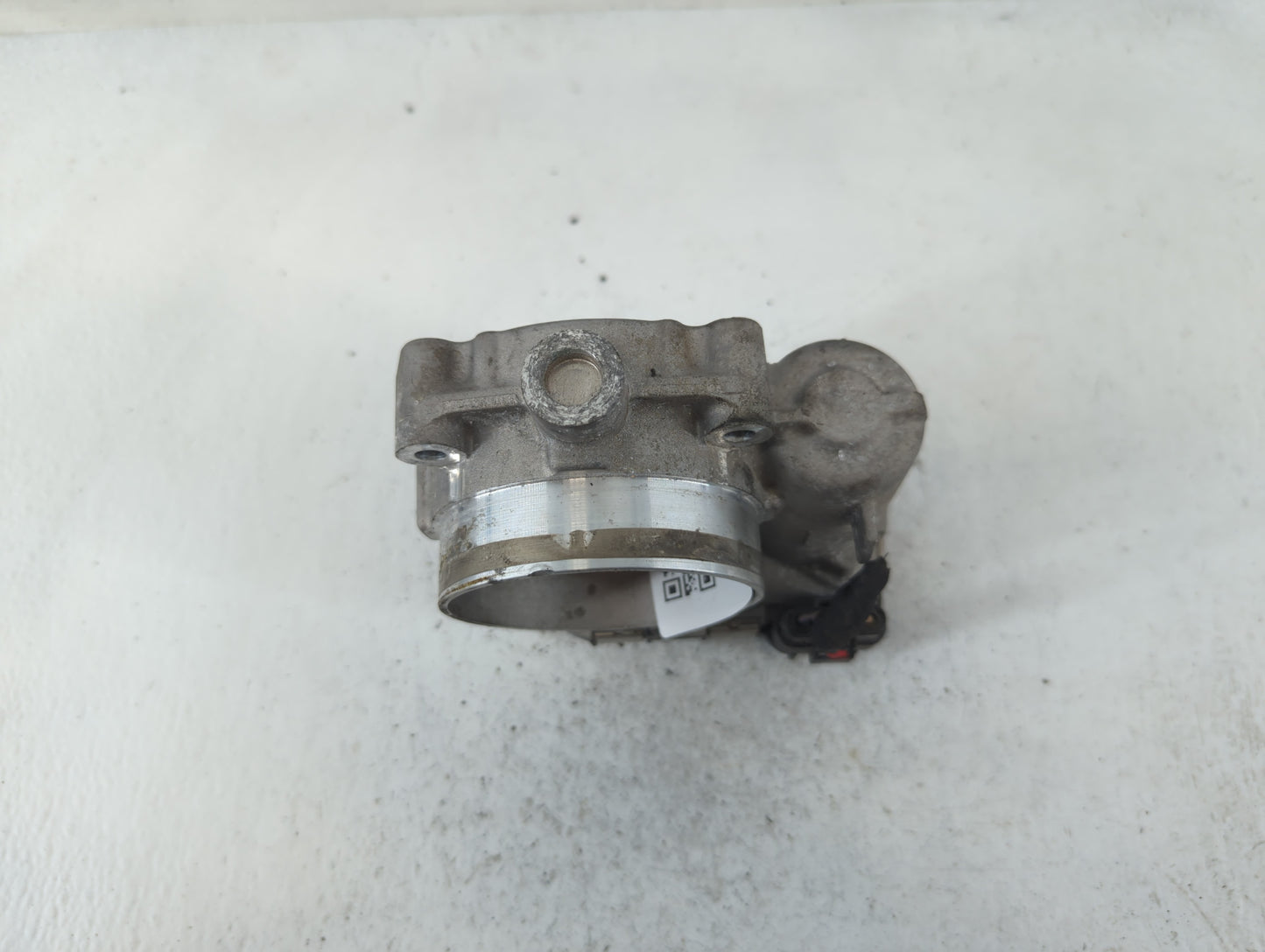 2014-2022 Jeep Cherokee Throttle Body P/N:0 280 750 570 05184349AC Fits OEM Used Auto Parts - Oemusedautoparts1.com