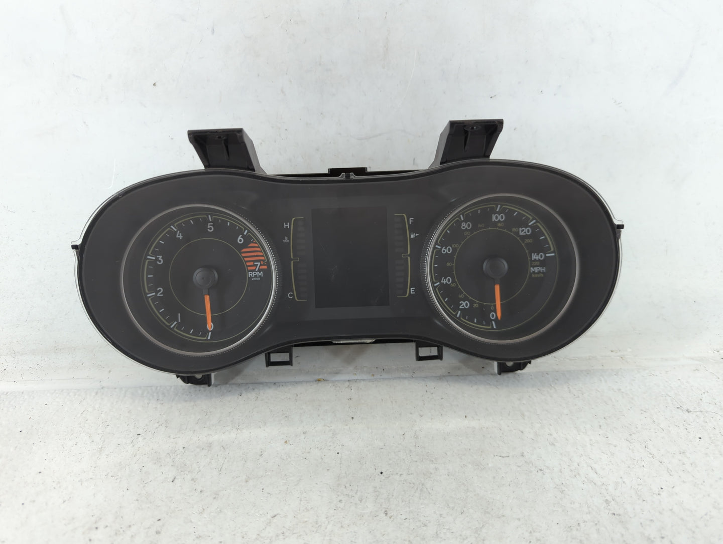 2017-2018 Jeep Cherokee Instrument Cluster Speedometer Gauges P/N:P68309005AC Fits Fits 2017 2018 OEM Used Auto Parts - Oemu