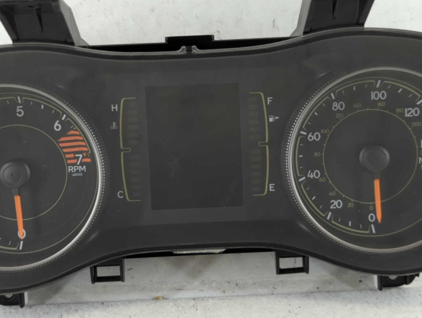 2017-2018 Jeep Cherokee Instrument Cluster Speedometer Gauges P/N:P68309005AC Fits Fits 2017 2018 OEM Used Auto Parts - Oemu