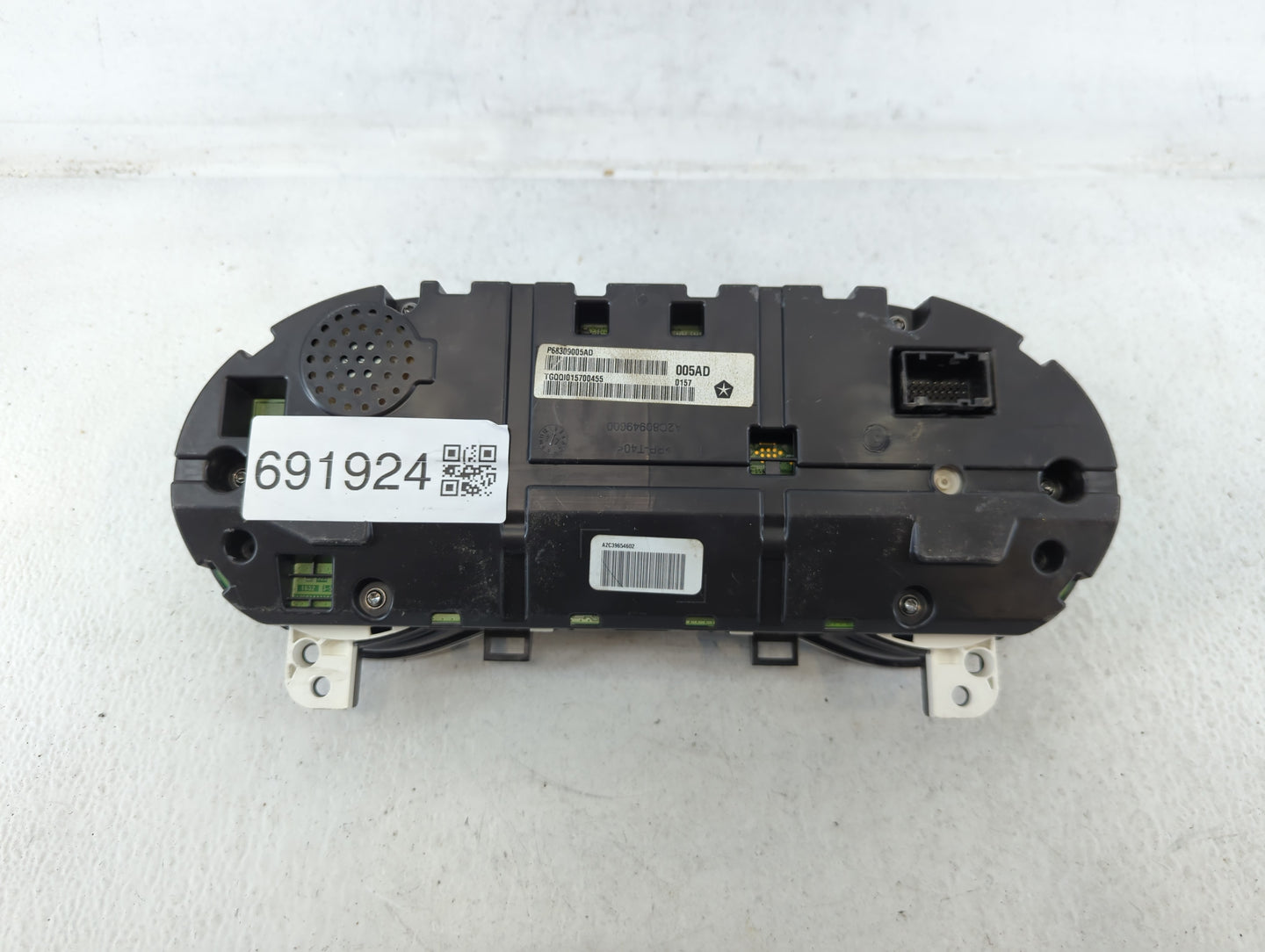 2017-2018 Jeep Cherokee Instrument Cluster Speedometer Gauges P/N:P68309005AD Fits Fits 2017 2018 OEM Used Auto Parts - Oemu
