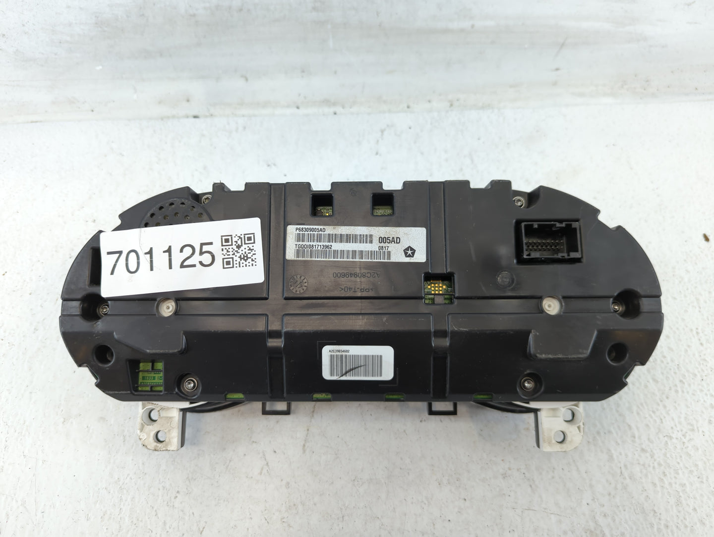 2017-2018 Jeep Cherokee Instrument Cluster Speedometer Gauges P/N:P68309005AD Fits Fits 2017 2018 OEM Used Auto Parts - Oemu