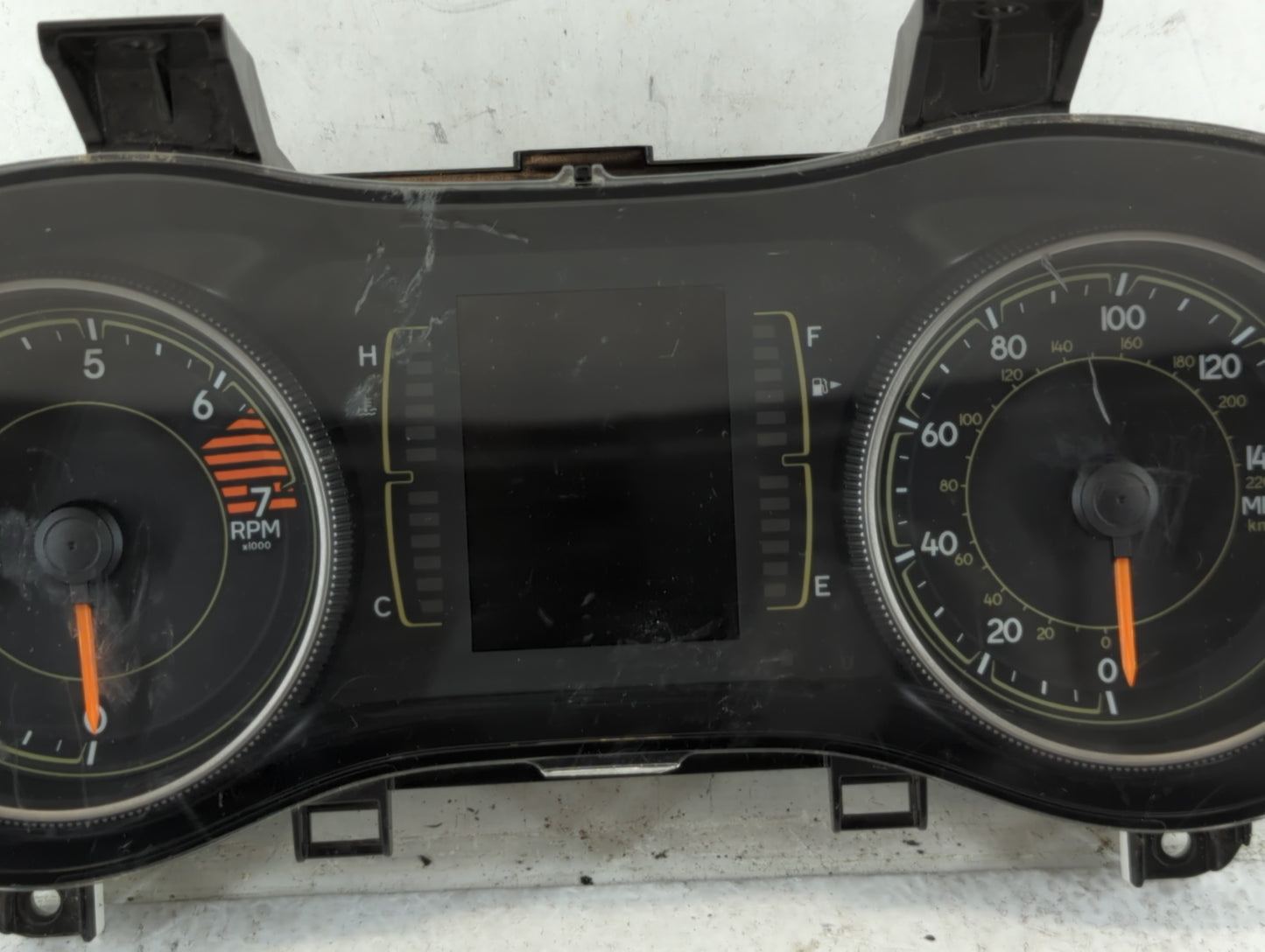 2017-2018 Jeep Cherokee Instrument Cluster Speedometer Gauges P/N:P68309005AD Fits Fits 2017 2018 OEM Used Auto Parts - Oemu