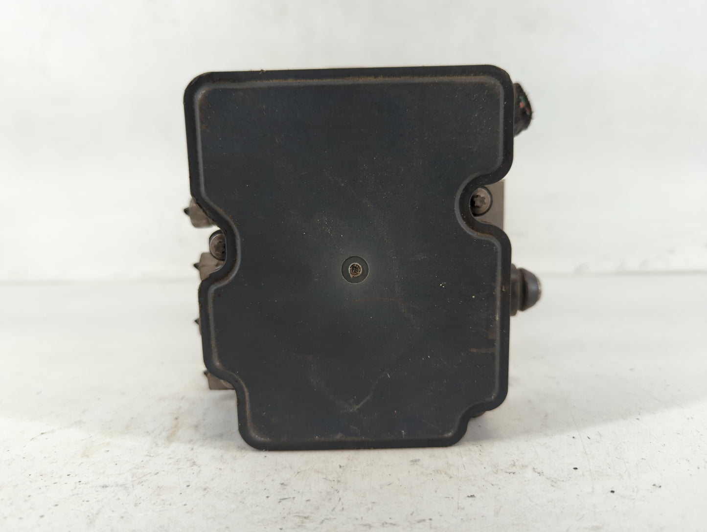 2017 Jeep Cherokee ABS Pump Control Module Replacement P/N:P68293541AB Fits OEM Used Auto Parts - Oemusedautoparts1.com