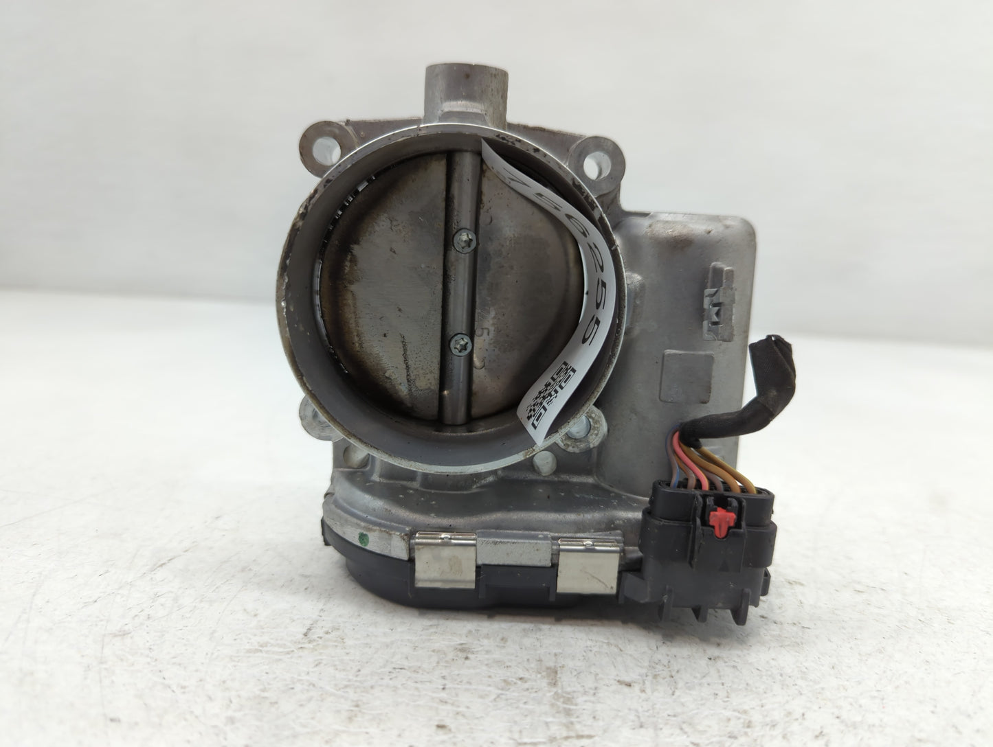 2014-2022 Jeep Cherokee Throttle Body P/N:0 280 750 570 05184349AC Fits OEM Used Auto Parts - Oemusedautoparts1.com