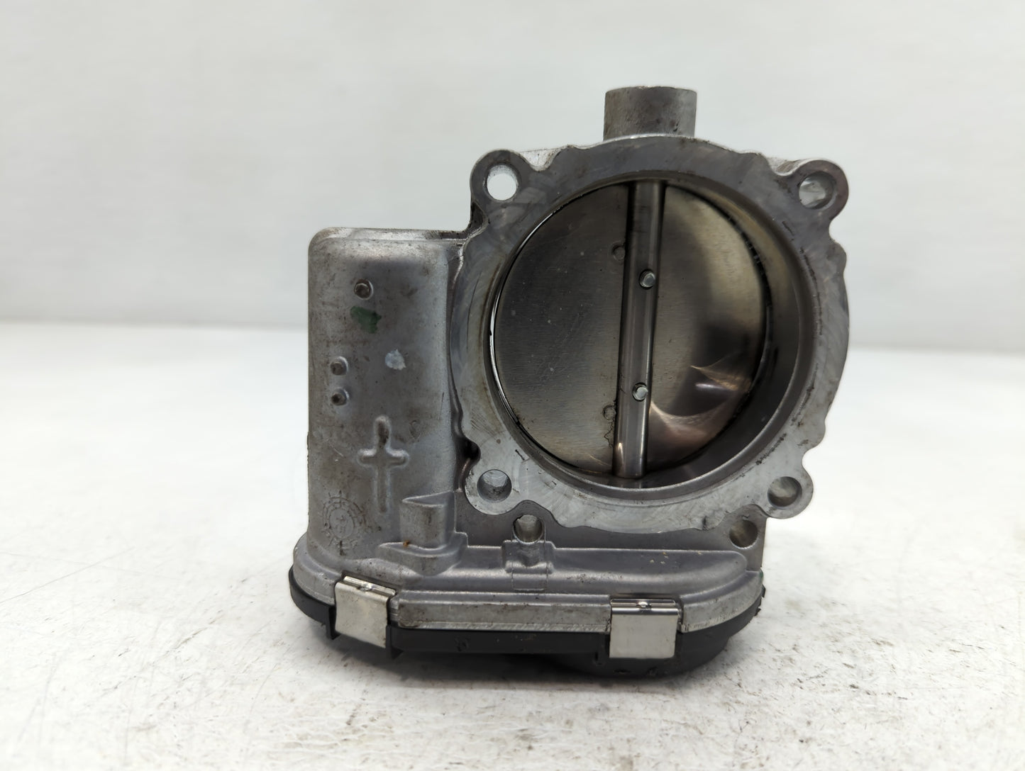 2014-2022 Jeep Cherokee Throttle Body P/N:0 280 750 570 05184349AC Fits OEM Used Auto Parts - Oemusedautoparts1.com