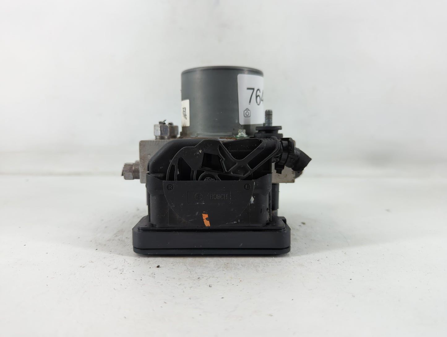 2017 Jeep Cherokee ABS Pump Control Module Replacement P/N:P68293541AB Fits OEM Used Auto Parts - Oemusedautoparts1.com