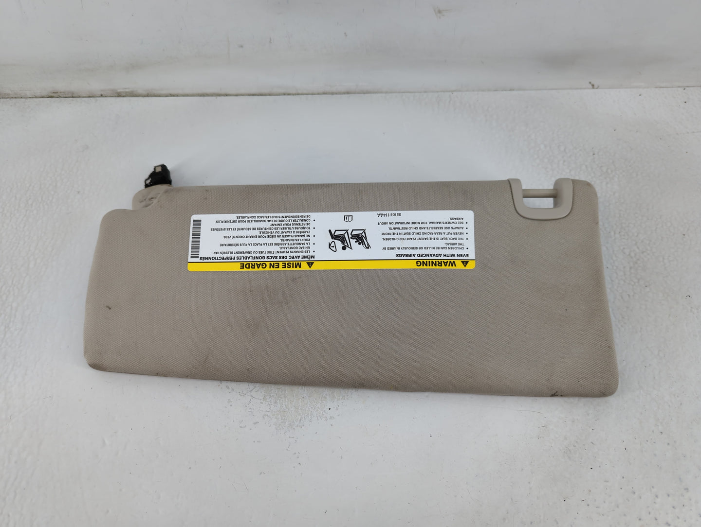 2014-2018 Jeep Cherokee Sun Visor Shade Replacement Passenger Right Mirror Fits Fits 2014 2015 2016 2017 2018 OEM Used Auto 