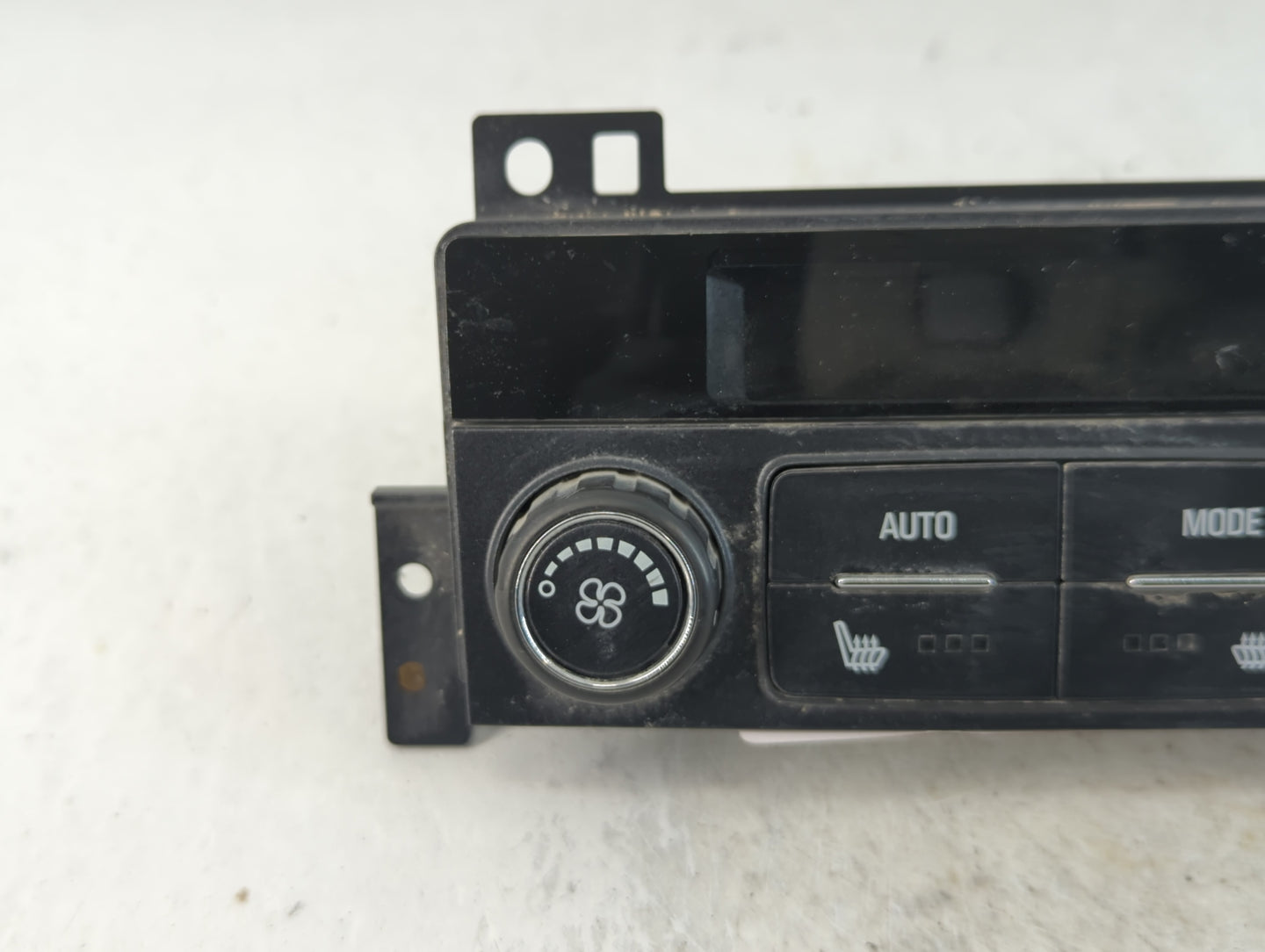 2015-2018 Jeep Cherokee Climate Control Module Temperature AC/Heater Replacement P/N:23507153 Fits Fits 2015 2016 2017 2018 