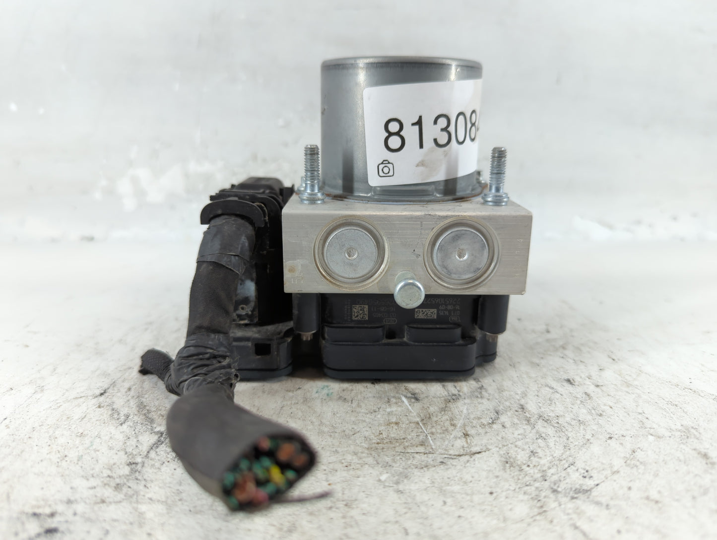 2017 Jeep Cherokee ABS Pump Control Module Replacement P/N:P6829541AB Fits OEM Used Auto Parts - Oemusedautoparts1.com