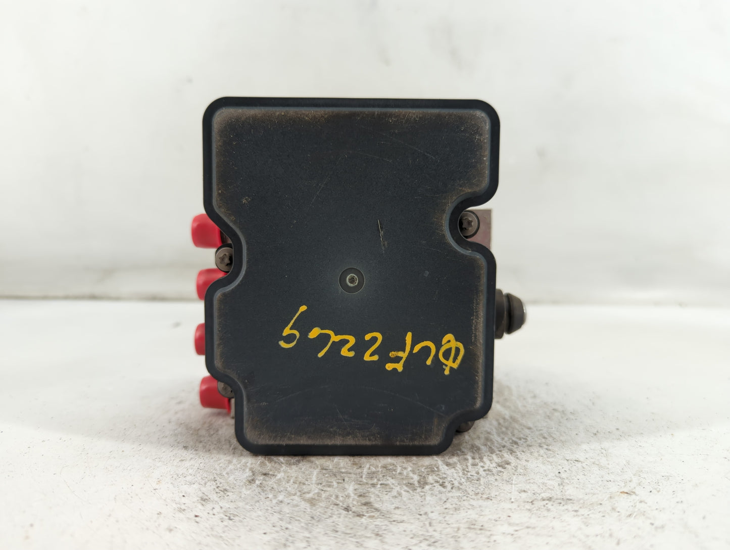 2017 Jeep Cherokee ABS Pump Control Module Replacement P/N:68293541AB Fits OEM Used Auto Parts - Oemusedautoparts1.com