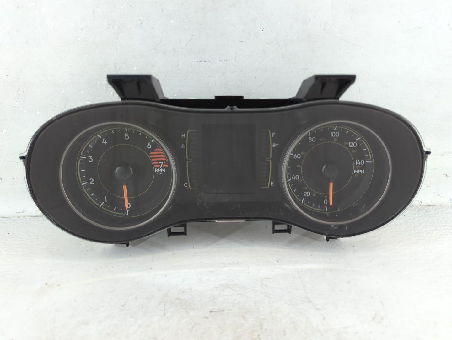 2017-2018 Jeep Cherokee Instrument Cluster Speedometer Gauges P/N:P68309005AD Fits Fits 2017 2018 OEM Used Auto Parts - Oemu