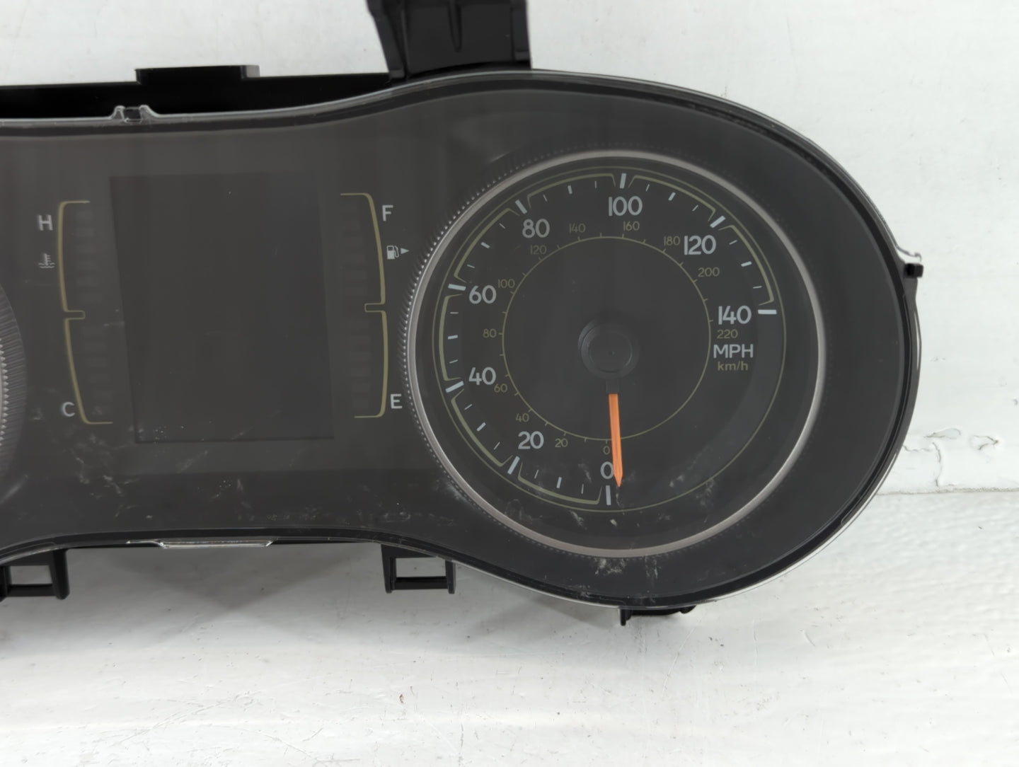 2017-2018 Jeep Cherokee Instrument Cluster Speedometer Gauges P/N:P68309005AD Fits Fits 2017 2018 OEM Used Auto Parts - Oemu