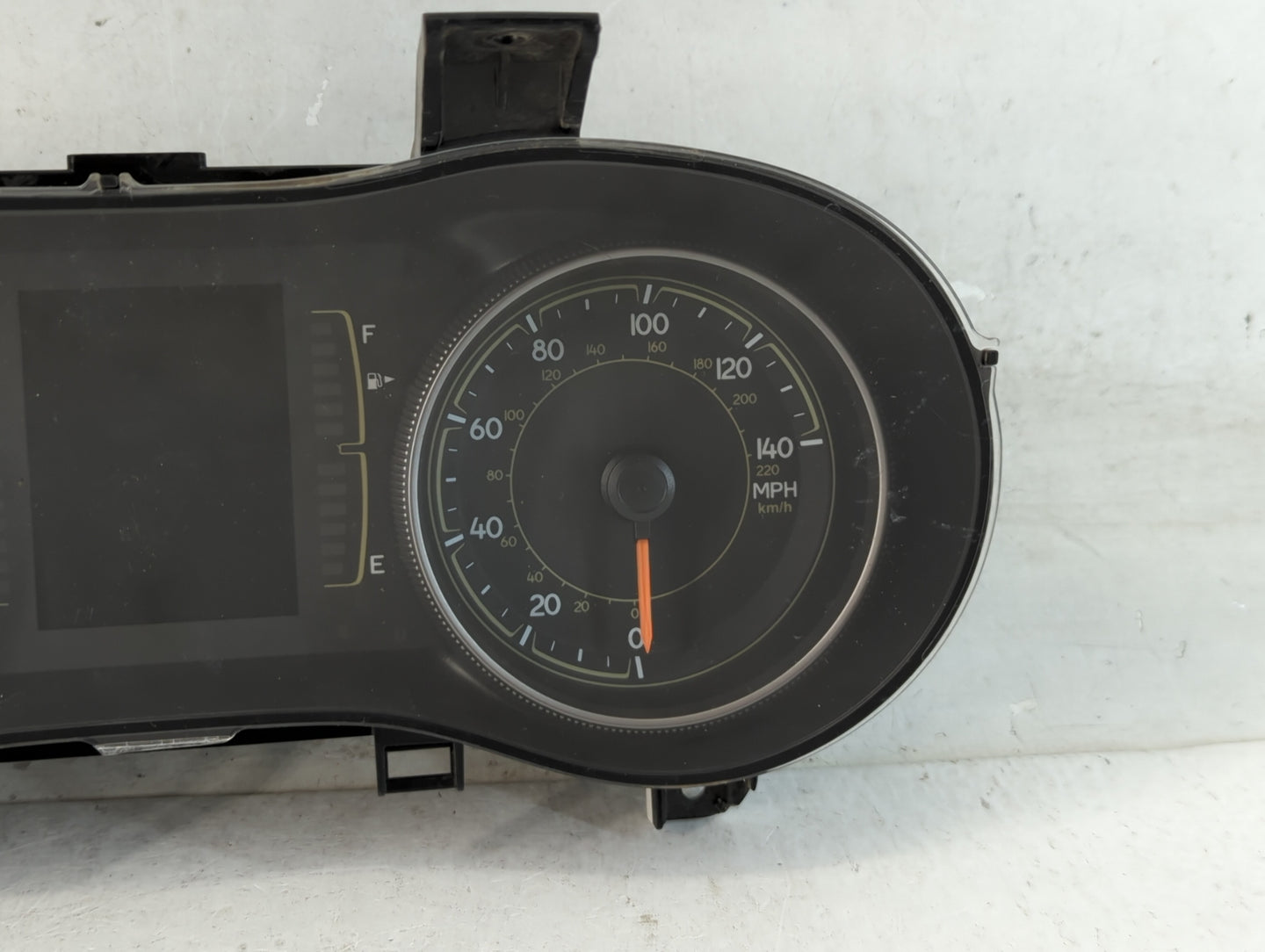 2017-2018 Jeep Cherokee Instrument Cluster Speedometer Gauges P/N:P68309005AC Fits Fits 2017 2018 OEM Used Auto Parts - Oemu