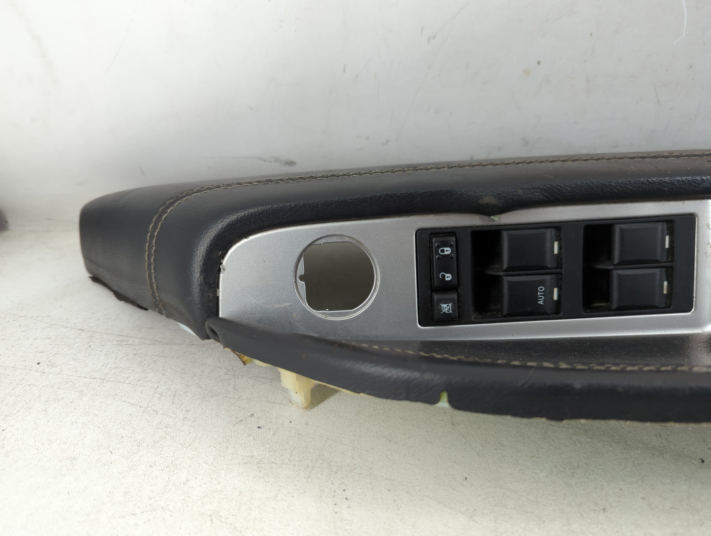 2017 Jeep Compass Master Power Window Switch Replacement Driver Side Left P/N:75131370219 Fits OEM Used Auto Parts - Oemused