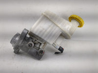 2017 Jeep Compass Brake Master Cylinder - Oemusedautoparts1.com