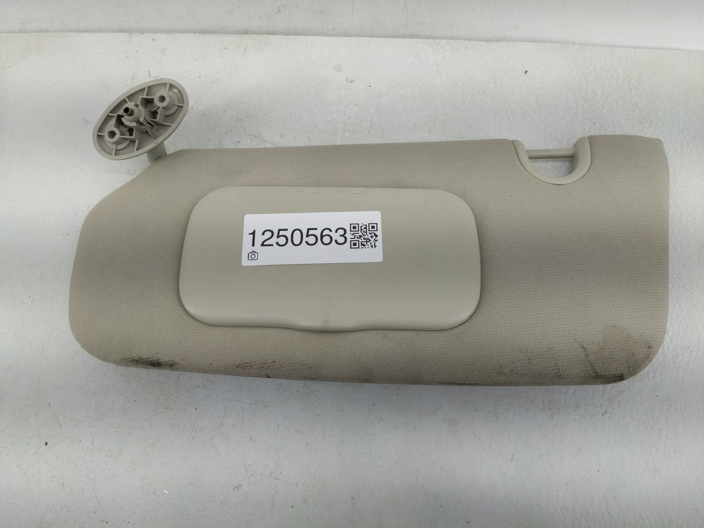2010-2017 Jeep Compass Sun Visor Shade Replacement Driver Left Mirror Fits Fits 2010 2011 2012 2013 2014 2015 2016 2017 OEM 