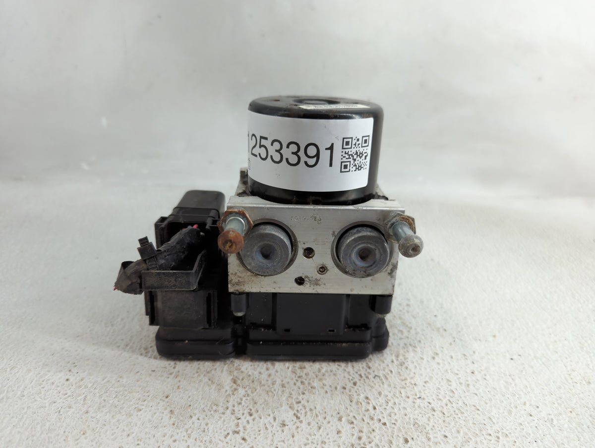 2017 Jeep Compass Anti-Lock Brake ABS Pump Module Actuator OEM P/N:P68212478AA Fits Fits 2014 2015 2016 OEM Used Auto Parts 
