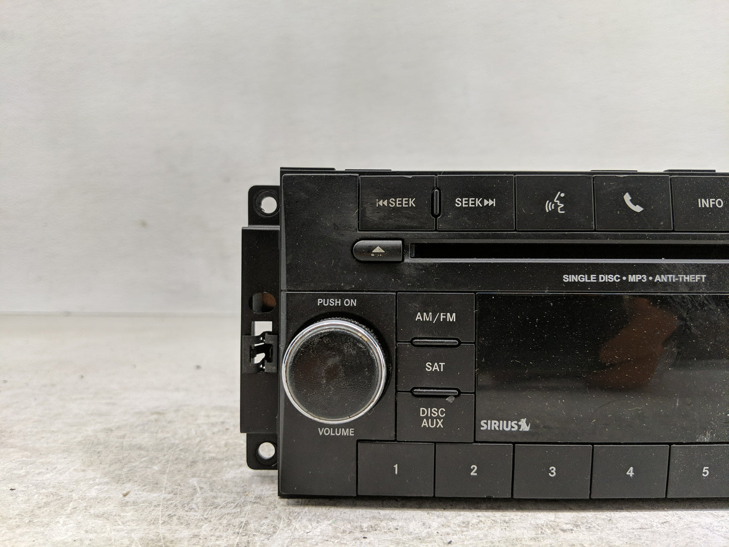 2017 Jeep Compass Radio AM FM Cd Player Receiver Replacement P/N:P05091197AE Fits Fits 2012 2013 2014 2015 2016 OEM Used Aut