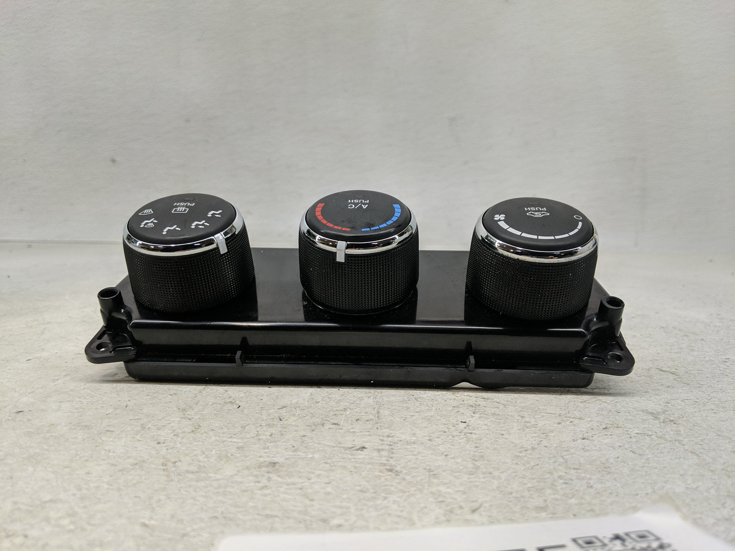 2017 Jeep Compass Climate Control Module Temperature AC/Heater Replacement P/N:P55111278AF Fits Fits 2011 2012 2013 2014 201