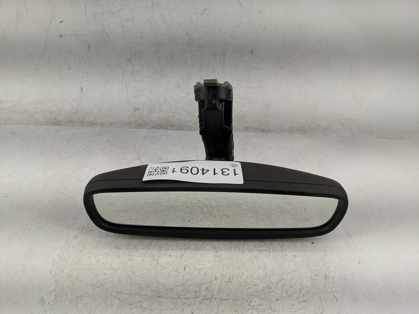 2017 Jeep Compass Interior Rear View Mirror Replacement OEM P/N:E11048418 Fits OEM Used Auto Parts - Oemusedautoparts1.com