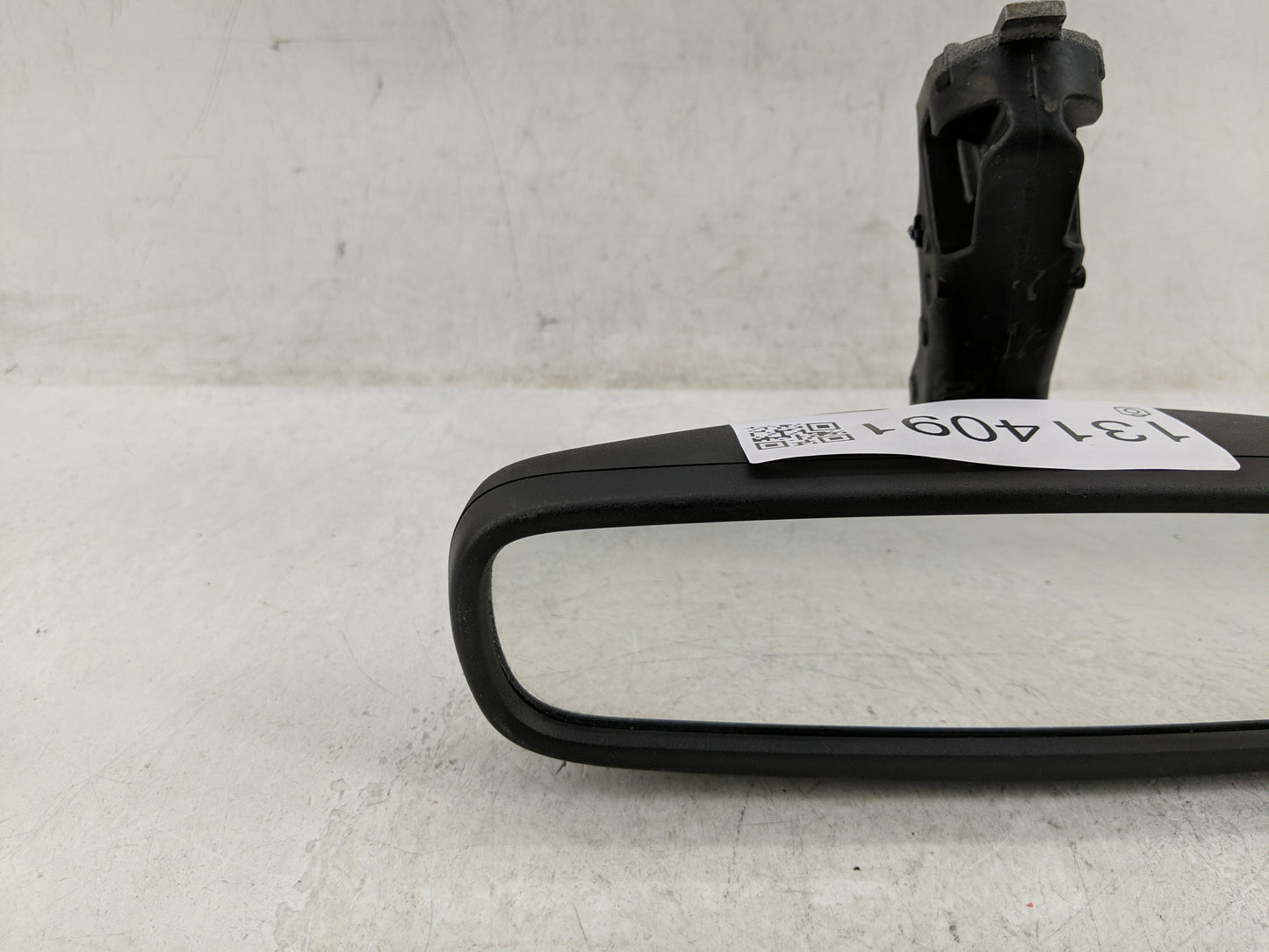 2017 Jeep Compass Interior Rear View Mirror Replacement OEM P/N:E11048418 Fits OEM Used Auto Parts - Oemusedautoparts1.com