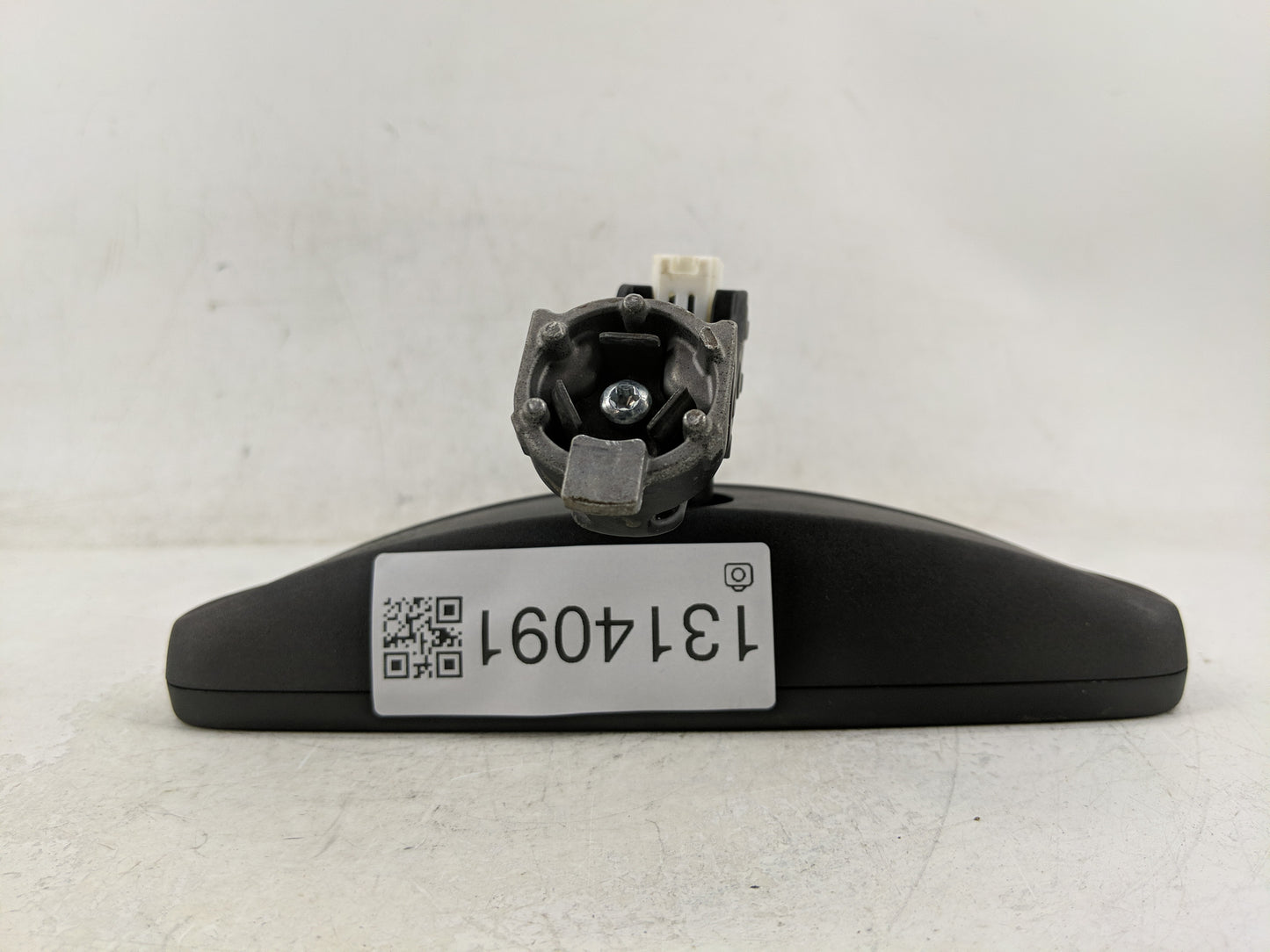 2017 Jeep Compass Interior Rear View Mirror Replacement OEM P/N:E11048418 Fits OEM Used Auto Parts - Oemusedautoparts1.com