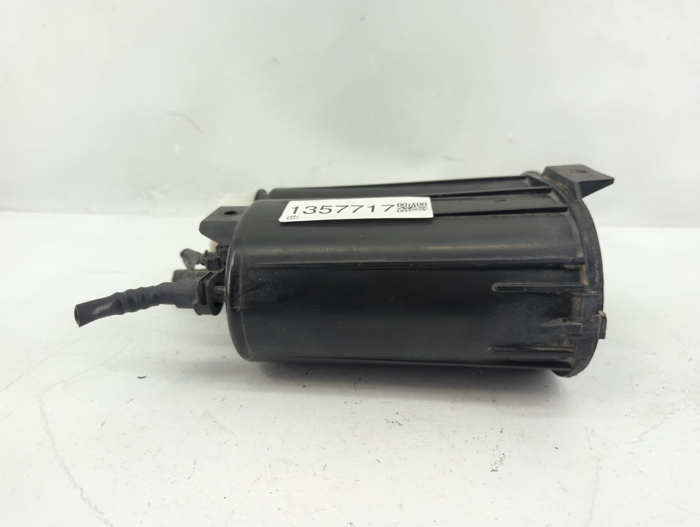 2017 Jeep Compass Fuel Vapor Charcoal Canister 1357717 - Oemusedautoparts1.com