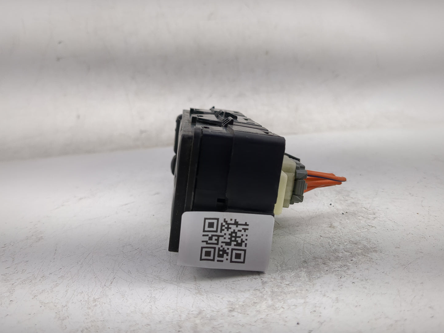 2017 Jeep Compass Master Power Window Switch Replacement Driver Side Left P/N:04602780AA Fits OEM Used Auto Parts - Oemuseda
