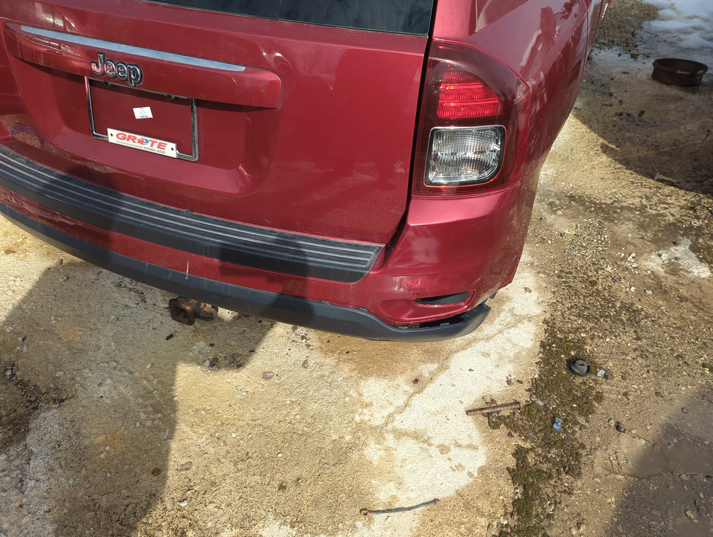 2017 Jeep Compass Rear Bumper Assembly Oem - Oemusedautoparts1.com