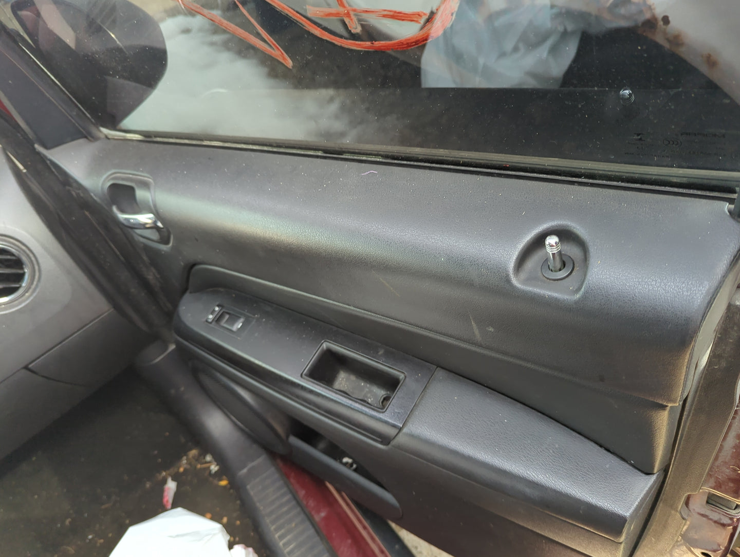2017 Jeep Compass Front Right Passenger Interior Door Panel Trim 1360611 - Oemusedautoparts1.com