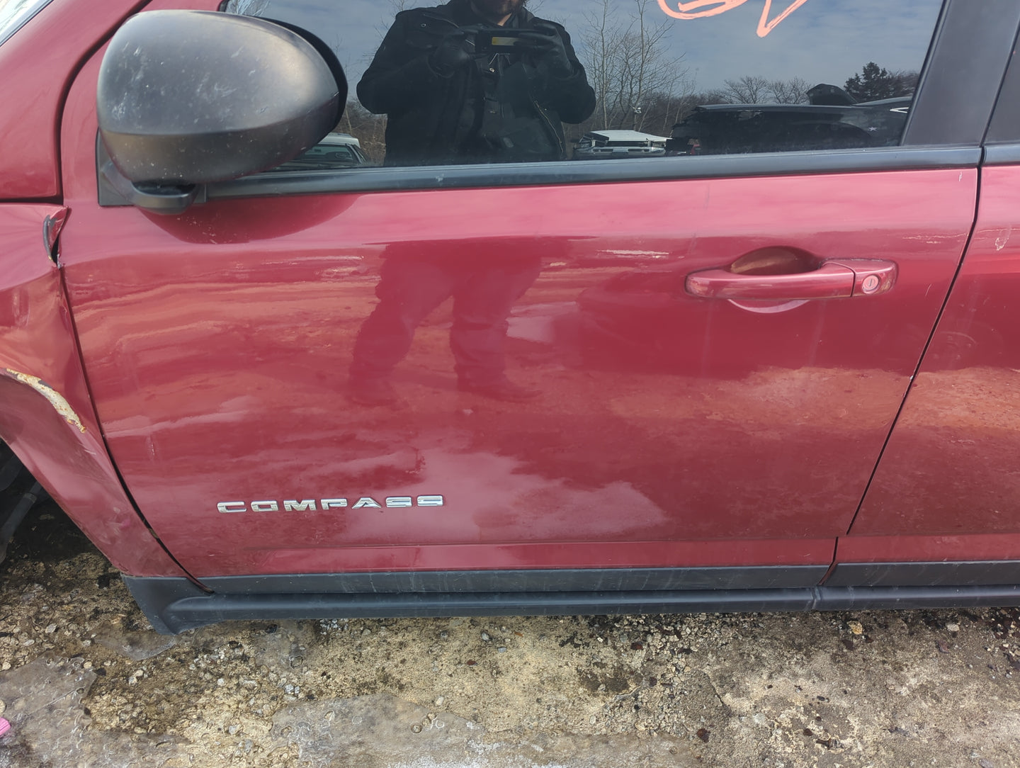 2011-2017 Jeep Compass Driver Front Door Oem 1360656 - Oemusedautoparts1.com