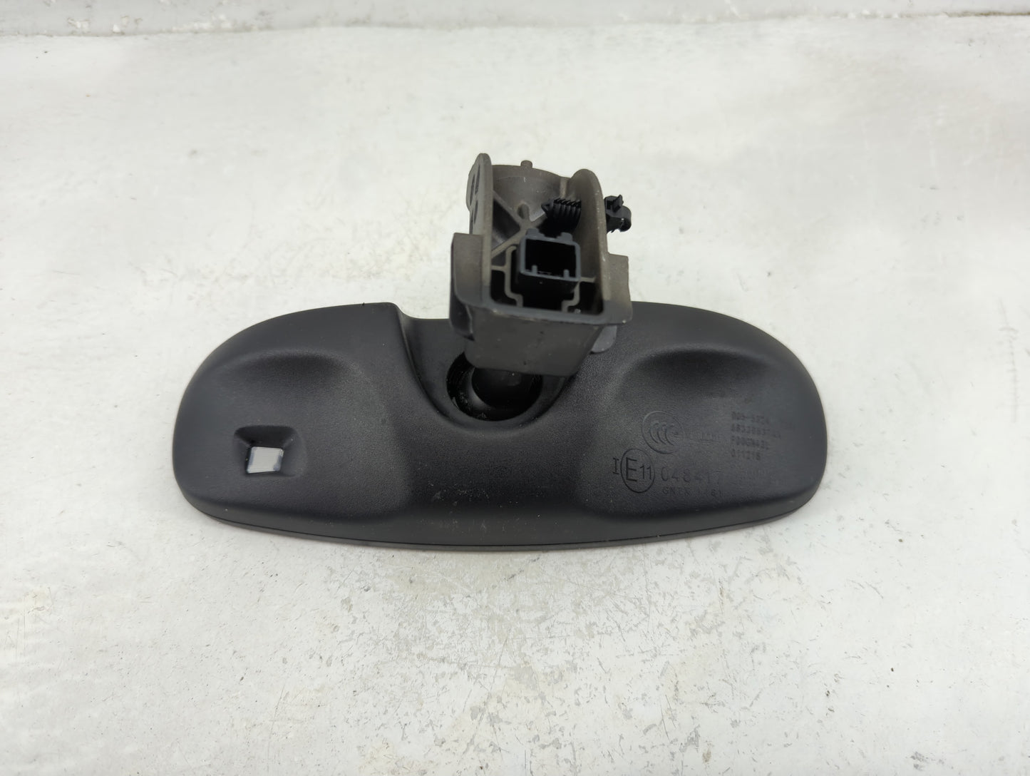 2017 Jeep Compass Interior Rear View Mirror Replacement OEM P/N:E11048417 Fits OEM Used Auto Parts - Oemusedautoparts1.com