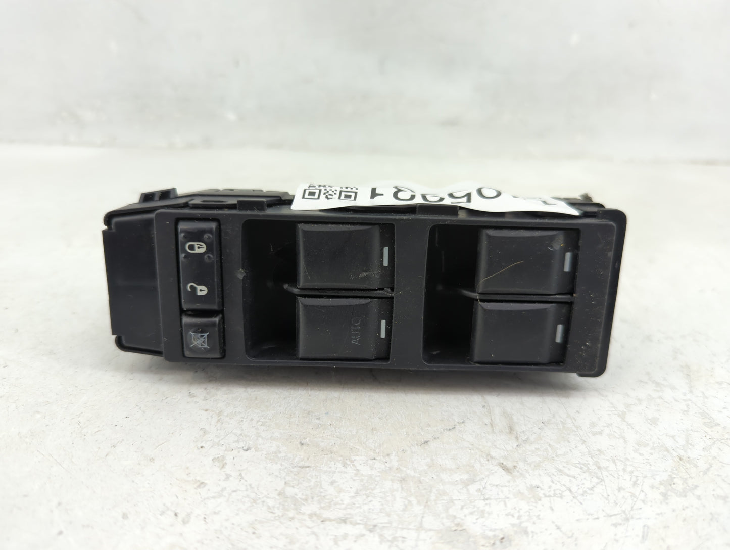 2017 Jeep Compass Master Power Window Switch Replacement Driver Side Left P/N:04602780AD Fits OEM Used Auto Parts - Oemuseda