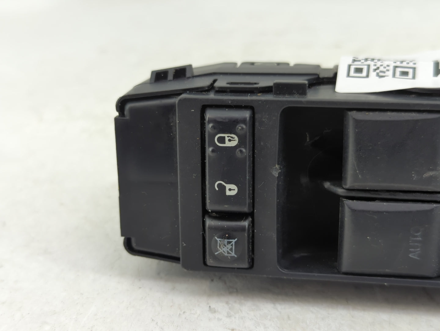 2017 Jeep Compass Master Power Window Switch Replacement Driver Side Left P/N:04602780AD Fits OEM Used Auto Parts - Oemuseda