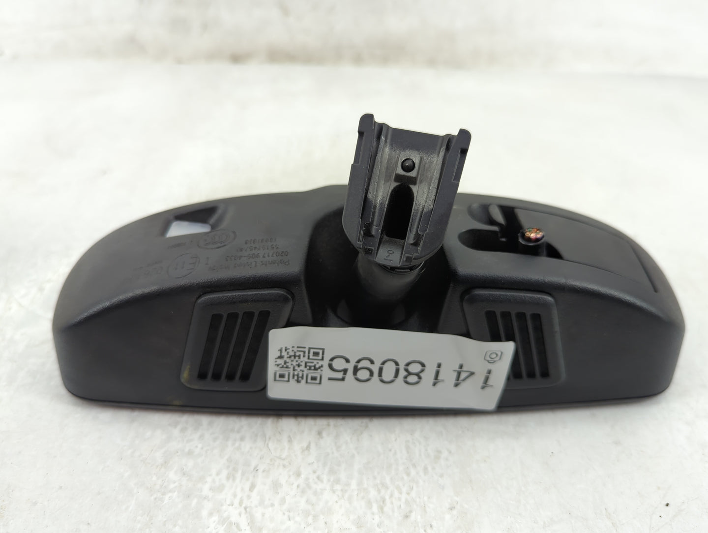2017 Jeep Compass Interior Rear View Mirror Replacement OEM P/N:020717905-4033 55157457AD Fits OEM Used Auto Parts - Oemused