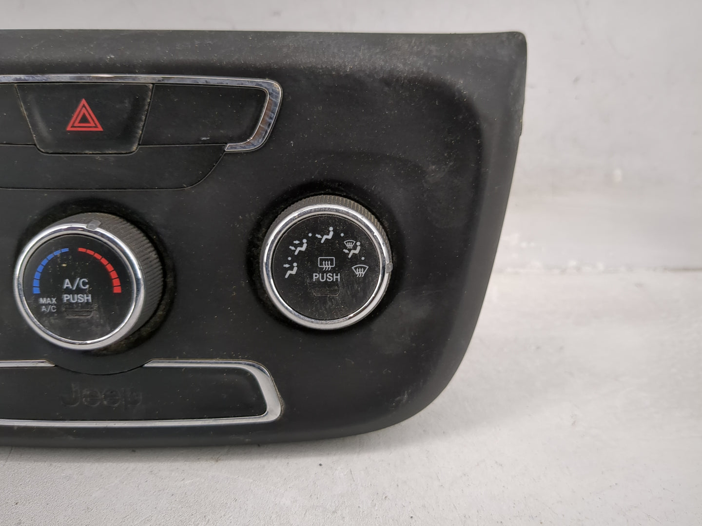 2017 Jeep Compass Climate Control Module Temperature AC/Heater Replacement Fits OEM Used Auto Parts - Oemusedautoparts1.com