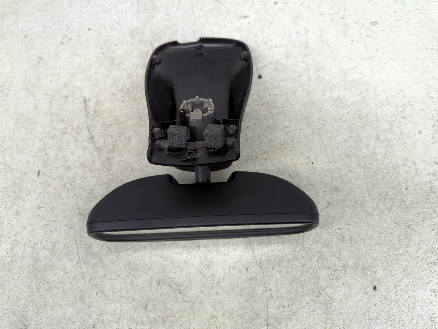 2017 Jeep Compass Interior Rear View Mirror Replacement OEM P/N:5XR33DX9AD Fits OEM Used Auto Parts - Oemusedautoparts1.com