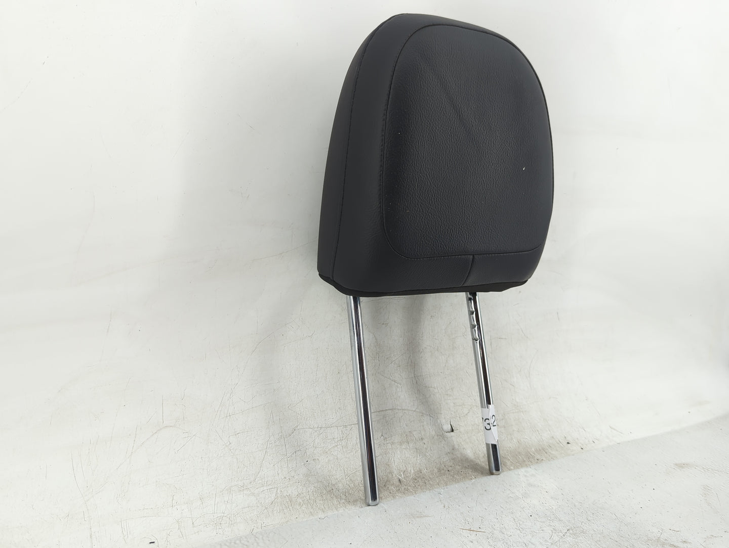 2015-2017 Jeep Compass Headrest Head Rest Front Driver Passenger Seat Fits Fits 2015 2016 2017 OEM Used Auto Parts - Oemused