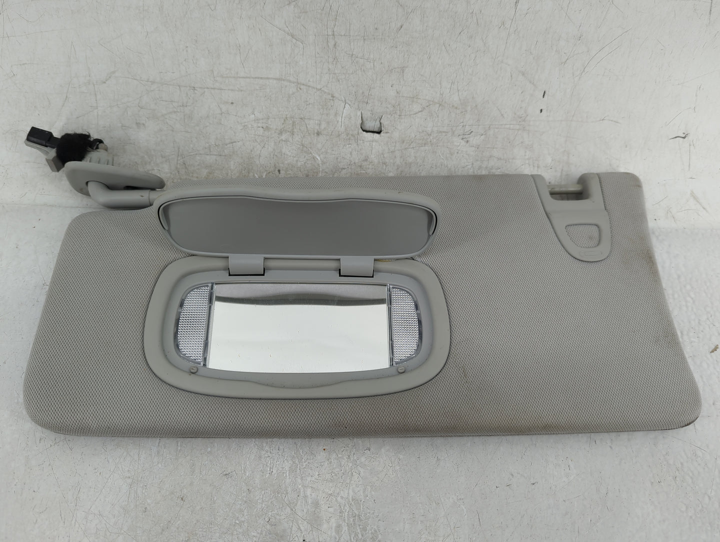 2017 Jeep Compass Sun Visor Shade Replacement Driver Left Mirror Fits OEM Used Auto Parts - Oemusedautoparts1.com