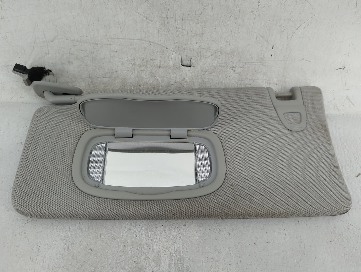 2017 Jeep Compass Sun Visor Shade Replacement Driver Left Mirror Fits OEM Used Auto Parts - Oemusedautoparts1.com