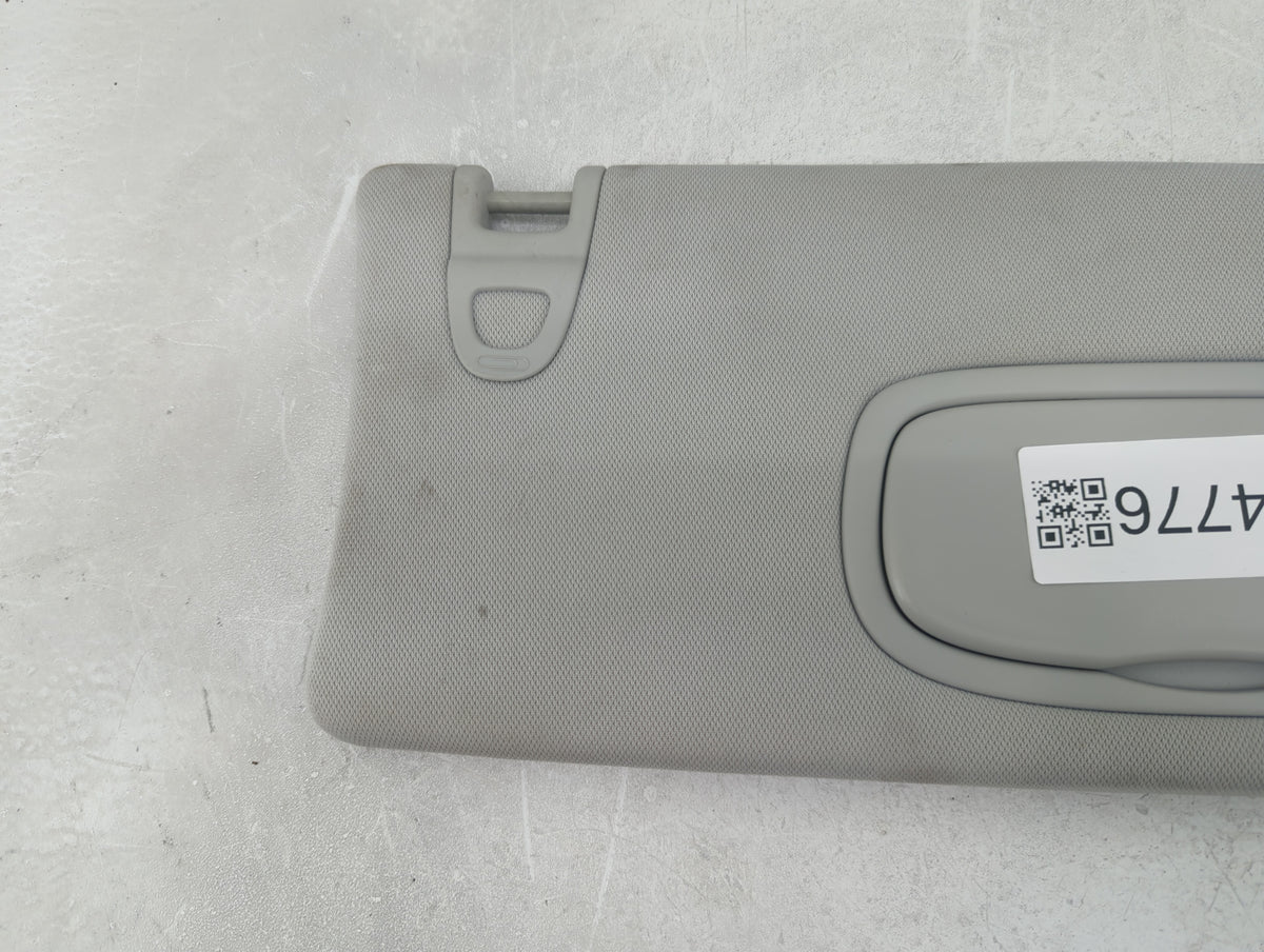 2017-2018 Jeep Compass Sun Visor Shade Replacement Passenger Right Mirror Fits Fits 2017 2018 OEM Used Auto Parts - Oemuseda