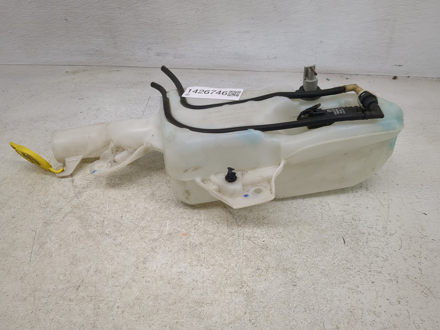 2017 Jeep Compass Windshield Washer Fluid Reservoir Bottle Oem - Oemusedautoparts1.com