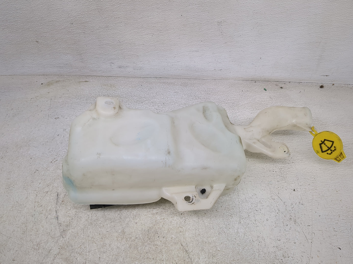 2017 Jeep Compass Windshield Washer Fluid Reservoir Bottle Oem - Oemusedautoparts1.com