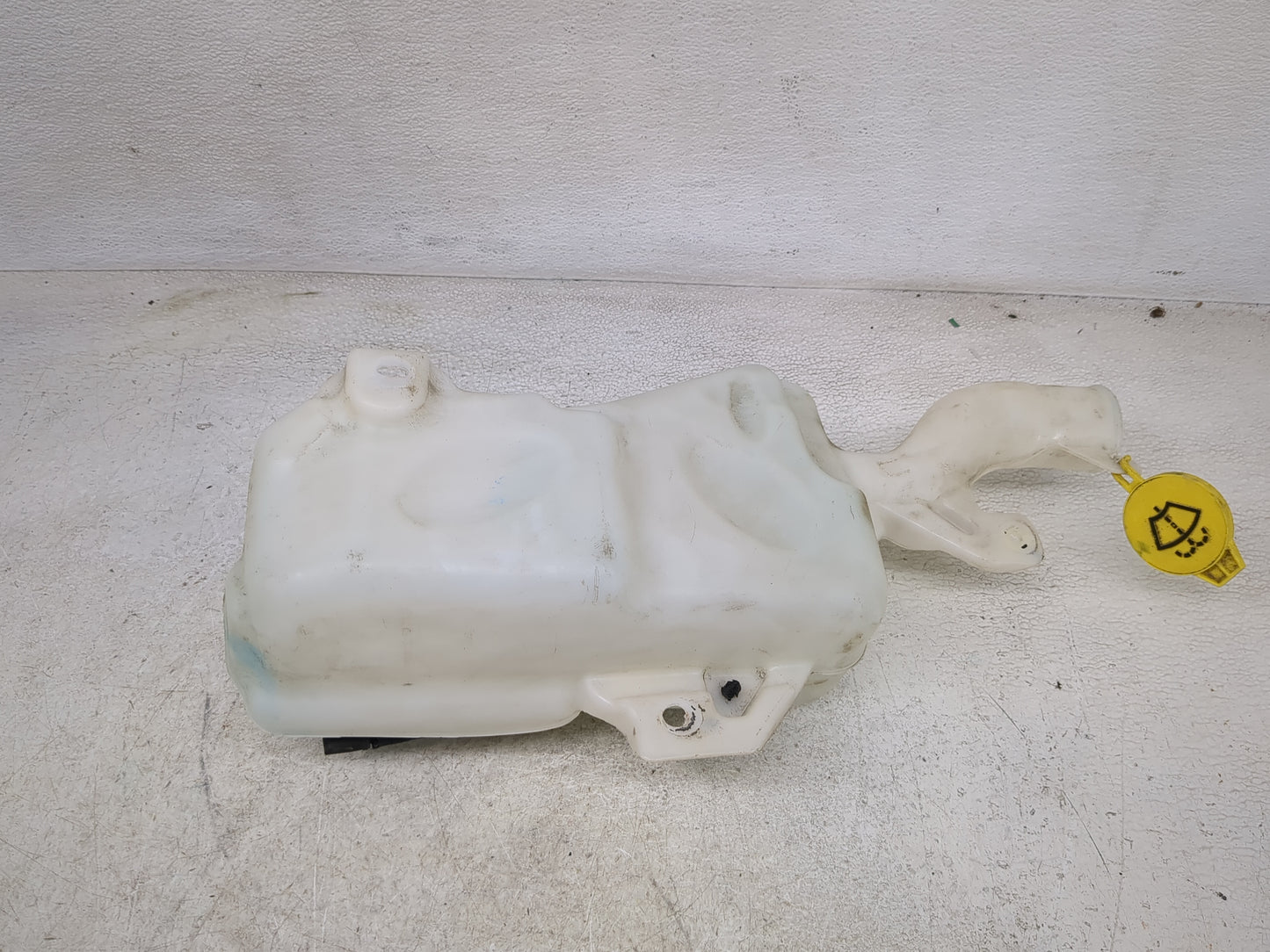 2017 Jeep Compass Windshield Washer Fluid Reservoir Bottle Oem - Oemusedautoparts1.com