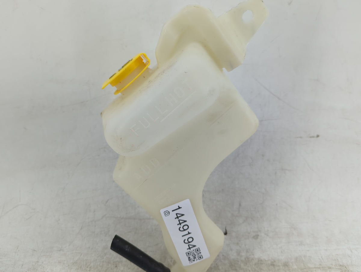 2017 Jeep Compass Radiator Coolant Overflow Expansion Tank Bottle - Oemusedautoparts1.com